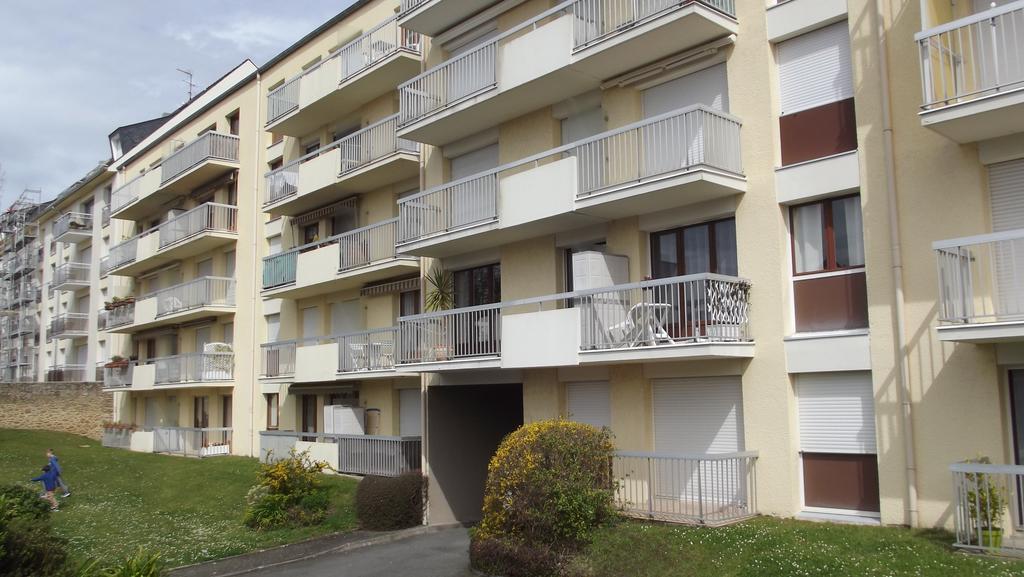 T2-300M Plage-L'Estacade- St Enogat A Dinard Eksteriør billede